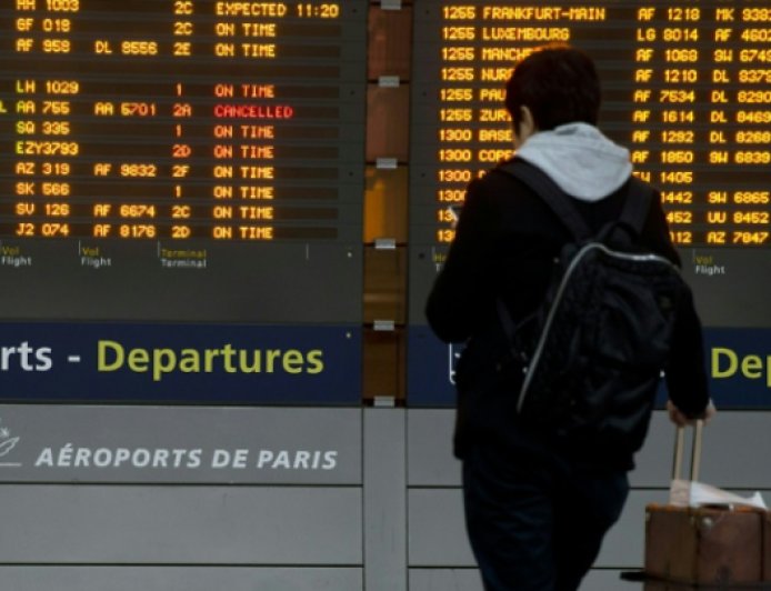 Χάθηκαν περίπου 2.000 βαλίτσες εξαιτίας του «μπλακ άουτ» – Καταγγελίες ελεγκτών εναέριας κυκλοφορίας για προβλήματα στο FIR Αθηνών