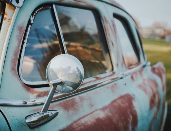 Παλιά αυτοκίνητα: Πότε ξεκινά η σταδιακή απόσυρση και ποια οχήματα αφορά