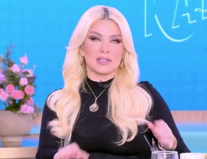 Κατερίνα Καινούργιου για Ελένη Τσολάκη: «Δεν υπάρχει σταθμός που να παίρνει μια παρουσιάστρια και να μη θέλει να την στηρίξει»