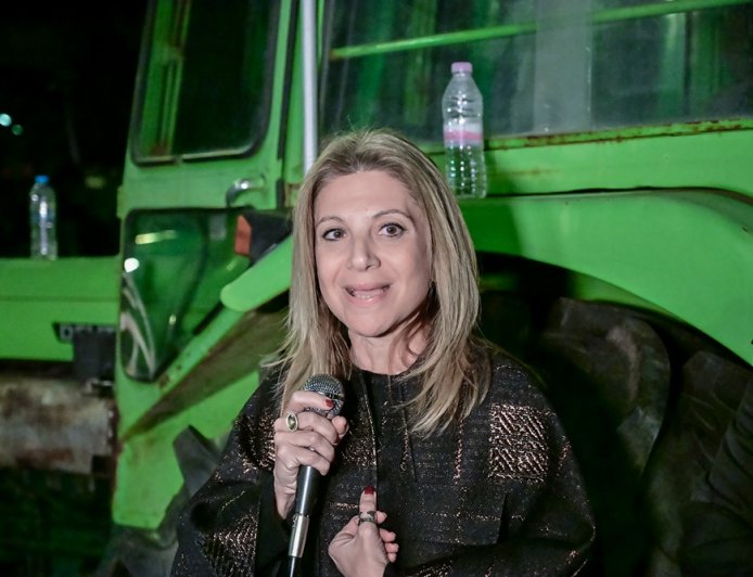 Η Καρυστιανού στο μπλόκο στη Νίκαια: «Δεν έχω να πω ημερομηνία, δεν έχω να πω όνομα»