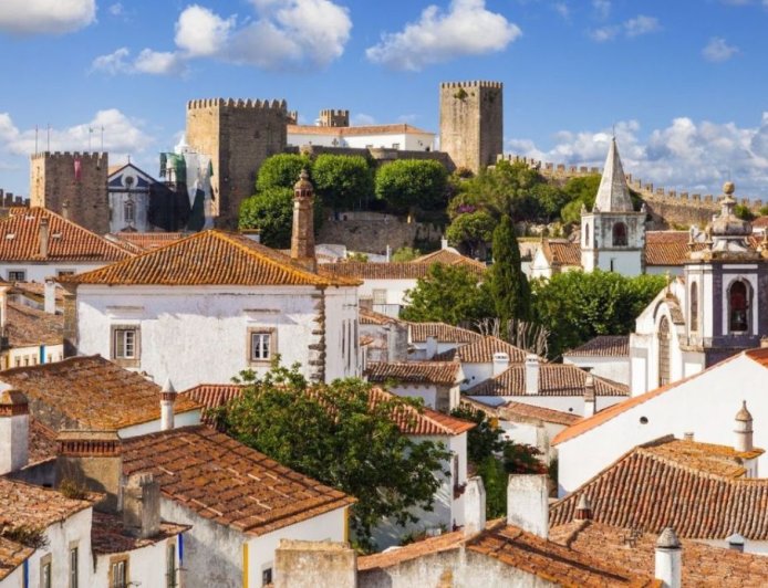 30 χρόνια αδελφοποίησης: Ο Δήμος Ελληνικού – Αργυρούπολης στην Καστανέτ