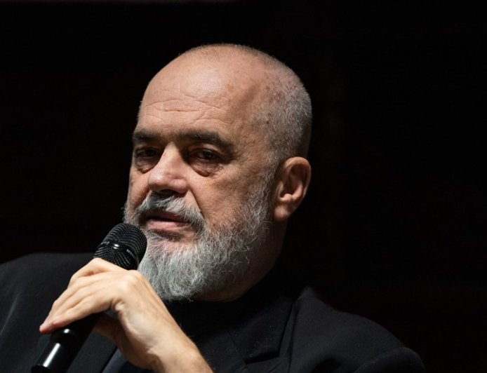 Ράμα για Ελλάδα: “Νομίζετε ότι είστε απόγονοι του Πλάτωνα και του Αριστοτέλη, αλλά δεν είστε”