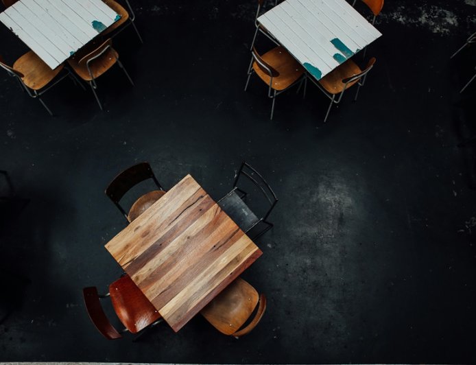 Πλάτωνας – Πανεπιστήμιο Τέξας: Μια θεσμική διολίσθηση στην ανώτατη εκπαίδευση.