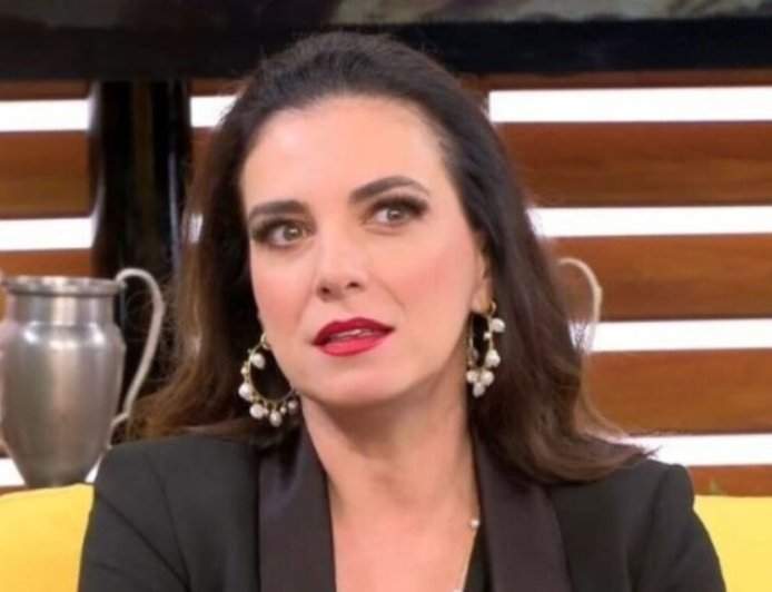 Φωτεινή Δάρρα: «Μας έλεγαν όλοι «το καημένο, αμάν τι σας έτυχε» όταν διαγνώστηκε, πριν από δυόμισι μήνες, η κόρη μου»