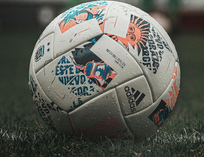 Μαρόκο – Σενεγάλη 1-0: Ο διαιτητής που έφερε το χάος… και γελούσε