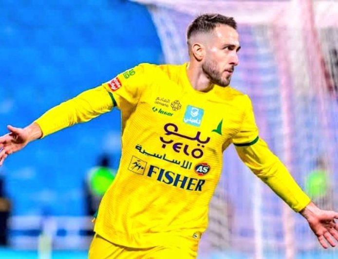 Φορτούνης Αλ Καλίτζ: Τρελαίνει κόσμο στη Σαουδική Αραβία ο Έλληνας μεσοεπιθετικός