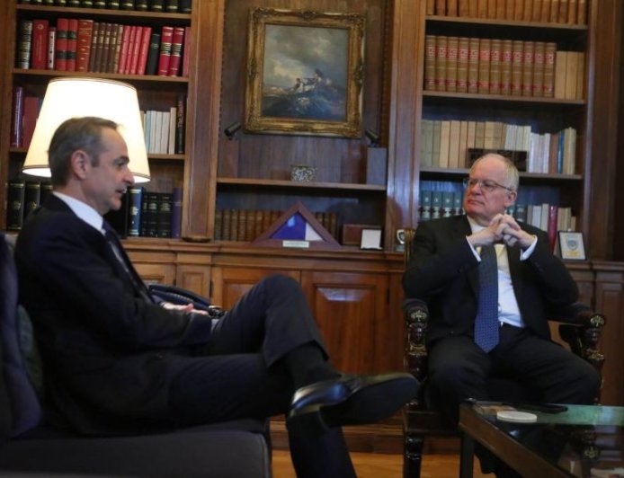 Μητσοτάκης σε Τασούλα: Σας φέρνω νέα ταραγμένων καιρών, να αποφύγουμε τα χειρότερα στις σχέσεις ΕΕ-ΗΠΑ