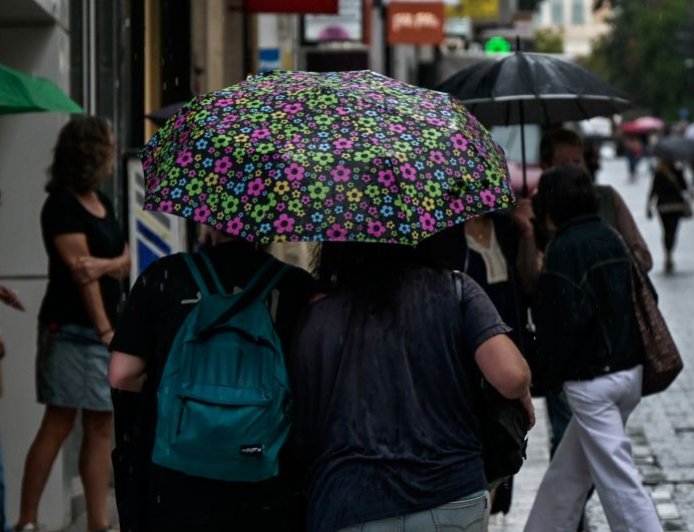 Κακοκαιρία: Κλειστά θα παραμείνουν τα σχολεία αύριο στην Αττική