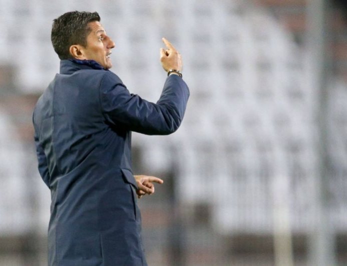 Λουτσέσκου τραγούδι: «Τέτοιες στιγμές είναι για να τις απολαύσετε εσείς»