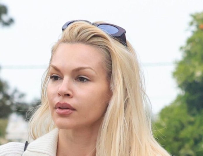 Βίκυ Κάβουρα: «Ήξερα πάντα ότι θα έχω μια βοήθεια, μια προστασία, τον Άγιο Ραφαήλ»