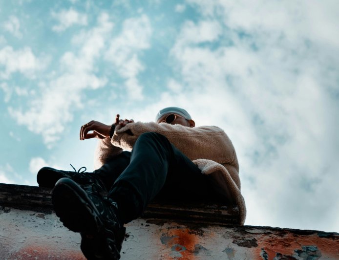 Βία ανηλίκων: Άγριος ξυλοδαρμός 13χρονου στον Άλιμο