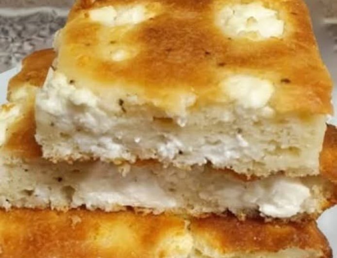 Εύκολη Και πεντανόστιμη τυρόπιτα χωρίς φύλλο!!!