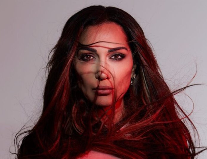 Δέσποινα Βανδή για Νότη Σφακιανάκη: «Όταν αποχώρησα από το σχήμα, ήμουν στριμωγμένη οικονομικά – Θα το ξαναέκανα σήμερα»