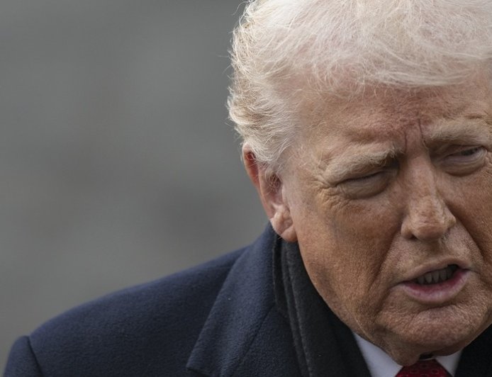 ICE Μινεάπολη: «Επανεξετάζουμε τα πάντα», λέει τώρα ο Τραμπ