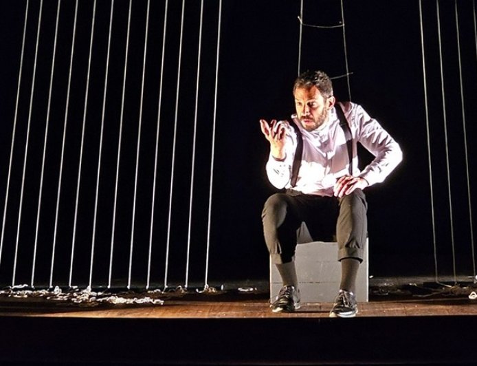 Η ιστορική παράσταση «Το μόνον της ζωής του ταξείδιον», στη σκηνή του Μεγάρου Μουσικής Κομοτηνής