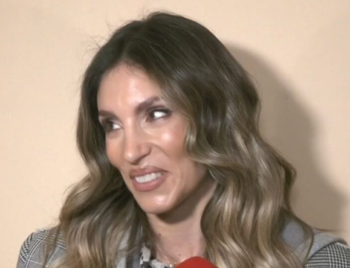 Αθηνά Οικονομάκου: «Δεν ξέρω ποιος έβγαλε την είδηση για τον γάμο μου, δεν με αφορά και δεν θα το ψάξω»