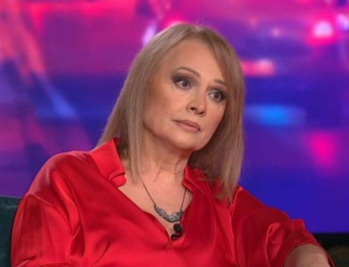 Νίκη Παλληκαράκη: «Με ενοχλεί να μη σεβόμαστε ο ένας τον άλλον στη δουλειά, βγαίνω από τα ρούχα μου»