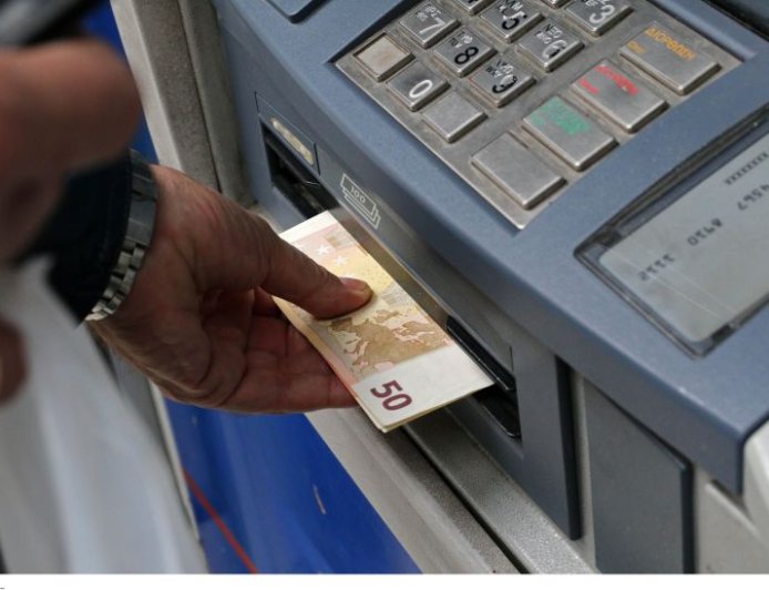 Αύξηση κατώτατου μισθού: Πόσο θα είναι από την 1η Απριλίου