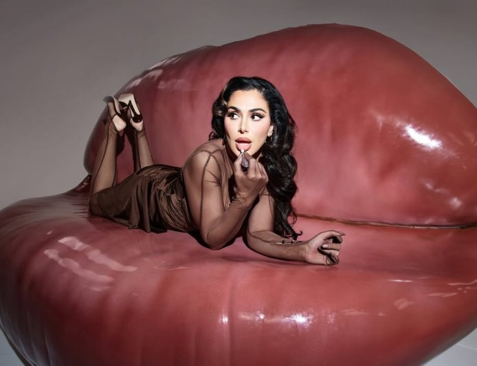 Εξέγερση στο Ιράν: Σάλος με ανάρτηση της Huda Kattan