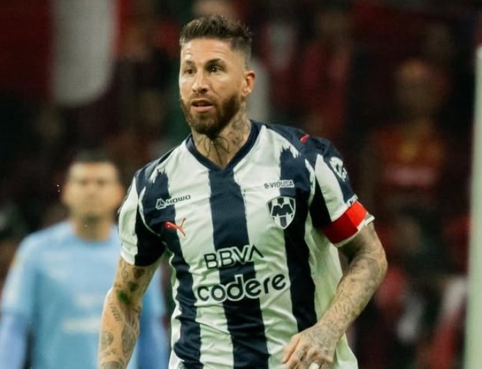 Σέρχιο Ράμος: Προπονήθηκε με γάντια του μποξ