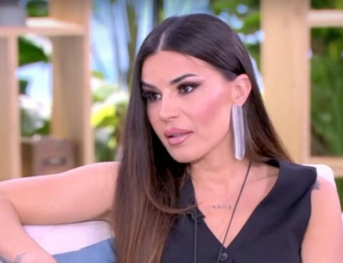 Χριστίνα Κολέτσα: «Κάποιες στιγμές μου λείπει το ότι δεν έχω καταφέρει να κάνω οικογένεια»