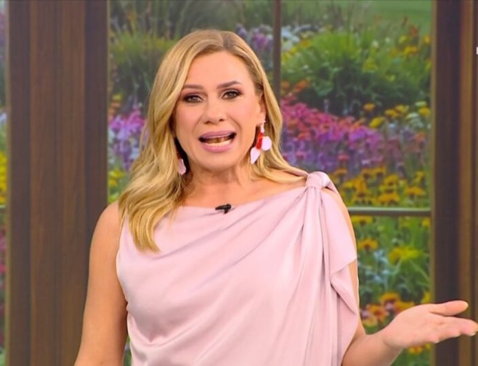 Κατερίνα Καραβάτου – Η πρώτη καλημέρα στο Σαββατοκύριακο Παρέα: «Δεν πρόκειται να ανακαλύψω την πυρίτιδα, θέλω να είμαι έντιμη και αξιοπρεπής»