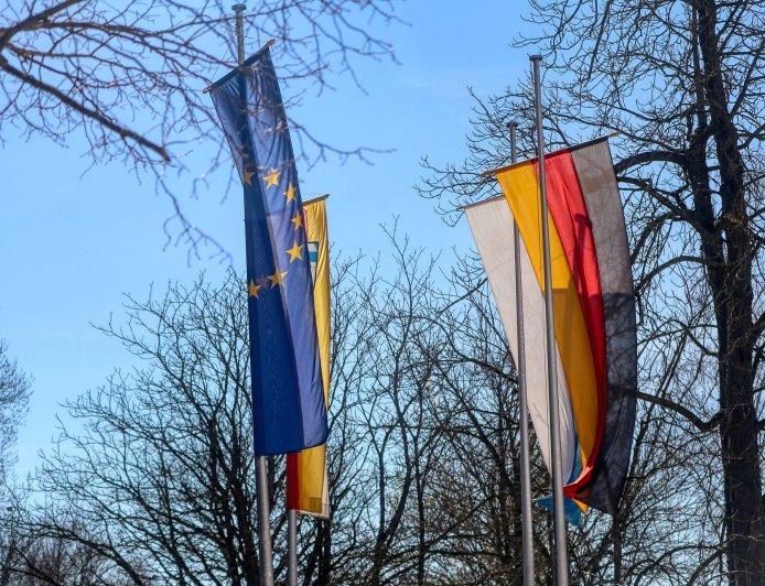 Διαφάνεια στο Ευρωκοινοβούλιο: Οι 14 που «ξέχασαν» να δηλώσουν εισοδήματα