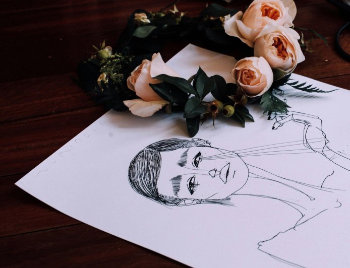 Οταν η μνήμη σβήνει, αλλά η αγάπη μένει: Ο άνδρας με Αλτσχάιμερ που ζήτησε ξανά σε γάμο τη γυναίκα του