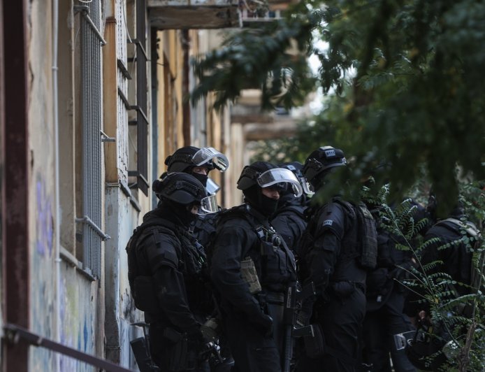 Οργανωμένη συμμορία πουλούσε ναρκωτικά κοντά στις φοιτητικές εστίες