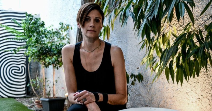 Άννα Μαρία Παπαχαραλάμπους: «Έχουμε πολύ δρόμο ακόμα, οι ίδιες οι γυναίκες, να συνειδητοποιήσουμε ότι δεν έχουμε ισότητα»