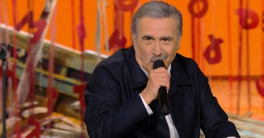 Λάκης Λαζόπουλος: «Οι απειλές που έχω δεχτεί ήταν πραγματικές, παρακολούθησαν 17 φορές το τηλέφωνό μου»