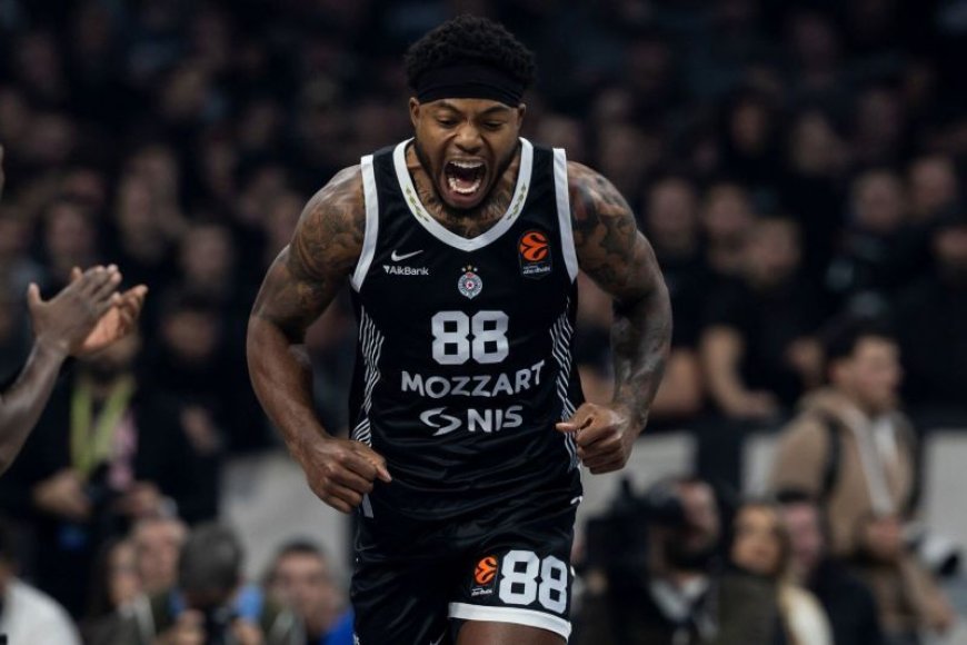 Ταϊρίκ Τζόουνς Ολυμπιακός: Επίσημα «ερυθρόλευκος» ο Αμερικανός σέντερ