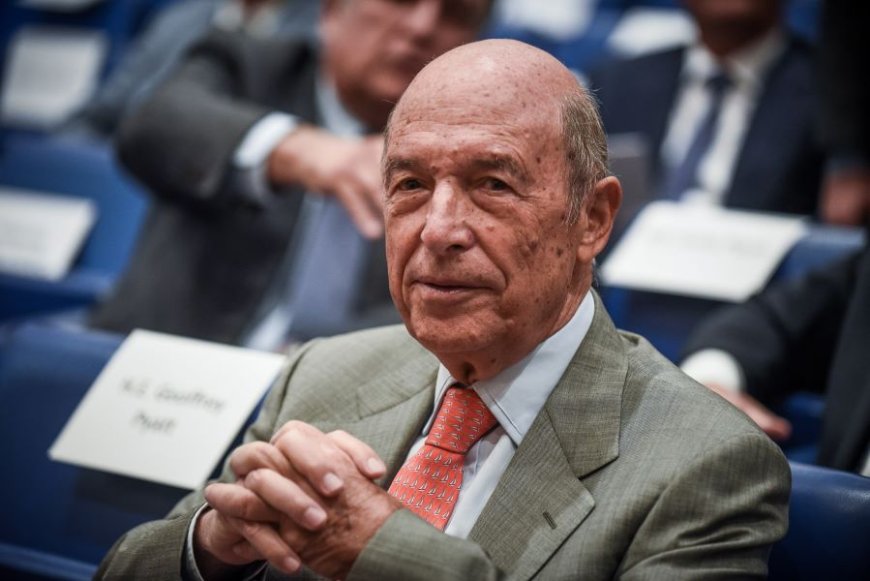 Το μήνυμα του ΠΑΣΟΚ για τον ένα χρόνο από τον θάνατό του Κώστα Σημίτη: «Τιμάμε την παρακαταθήκη του»