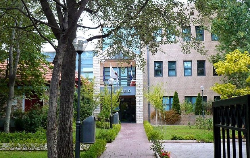 Κατασκευή νέου κλειστού γυμναστηρίου με αεροϋποστηριζόμενο θόλο στα Βριλήσσια