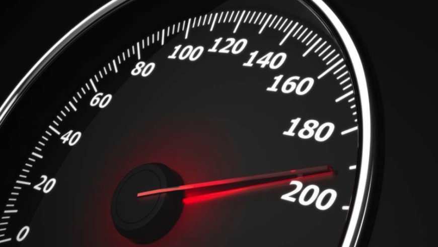 Επιασαν  οδηγό που πήγαινε με 304 km/h (βίντεο)