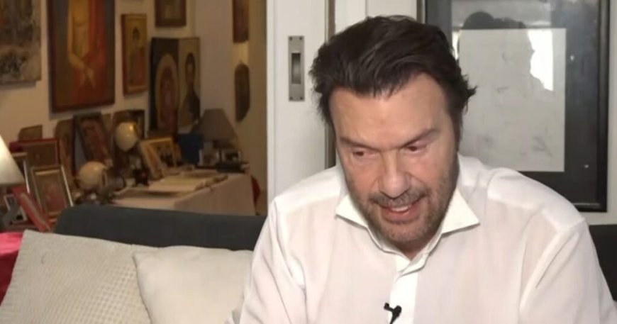 Στράτος Τζώρτζογλου: «Έχει τύχει να έρθουν στο θέατρο για να δουν τα οπίσθιά μου και όχι την ερμηνεία μου»