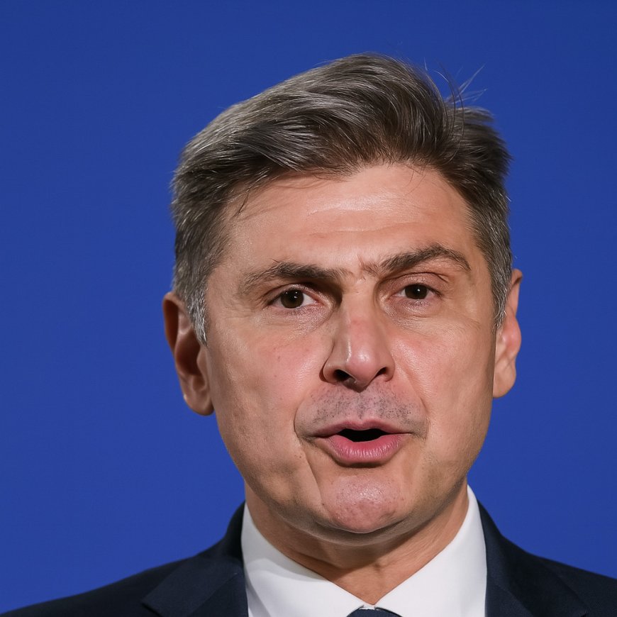 Διαγραφή Φαραντούρη: Λογοδοτώ μόνο στους συμπολίτες μου, δεν παραδίδω την έδρα