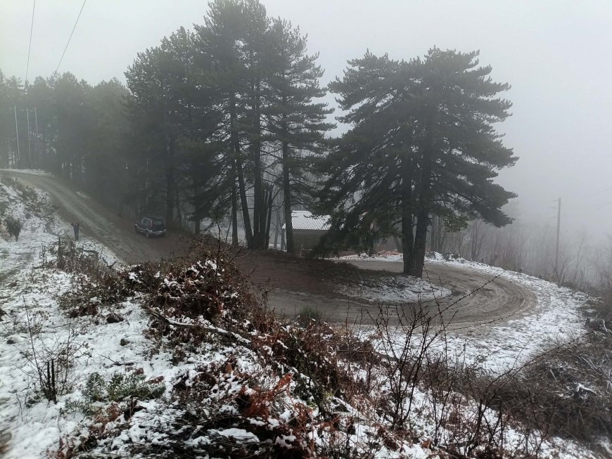 Παγετός, χιόνια στα ορεινά και νεφώσεις με τοπικές βροχές τα χαρακτηριστικά του καιρού – Πότε αλλάζει το σκηνικό