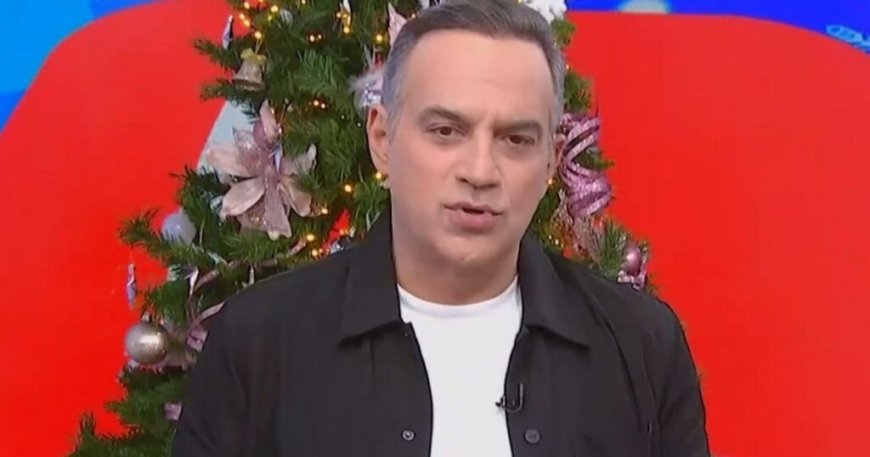 Κρατερός Κατσούλης: «Δεν ξέρω αν η Κατερίνα Καραβάτου θα αντικαταστήσει την Ελένη Τσολάκη, από εσάς το μαθαίνω, με το καλό»