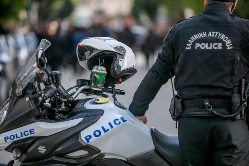 Άνω Λιόσια: Μητέρα και γιοι συνελήφθησαν για διακίνηση κάνναβης μέσα από την καφετέρια τους