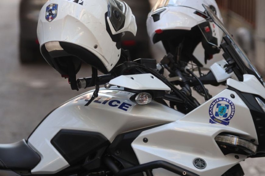 Πτολεμαΐδα: Έψαχναν για κλεμμένα ρολόγια – δαχτυλίδια και βρήκαν λόγχες της ελληνιστικής εποχής