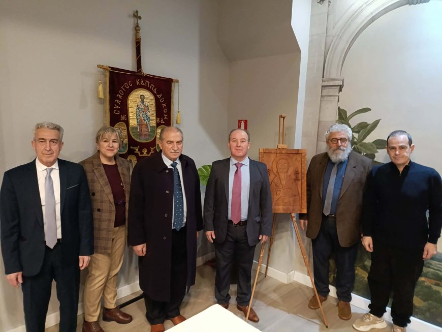 Κομοτηνή: Παραμένει άστεγος ο “Μέγας Βασίλειος” που έκοψε βασιλόπιτα και βράβευσε τέκνα μελών του