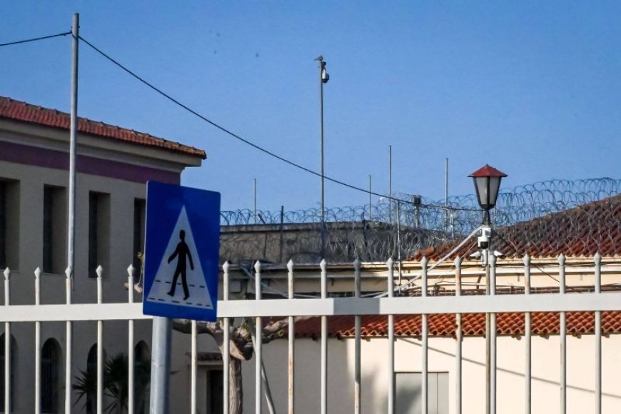 Φυλακές Κασσαβέτειας: Φωτιά σε θάλαμο ανηλίκων, γίνονται έρευνες και για κρούσματα φυματίωσης