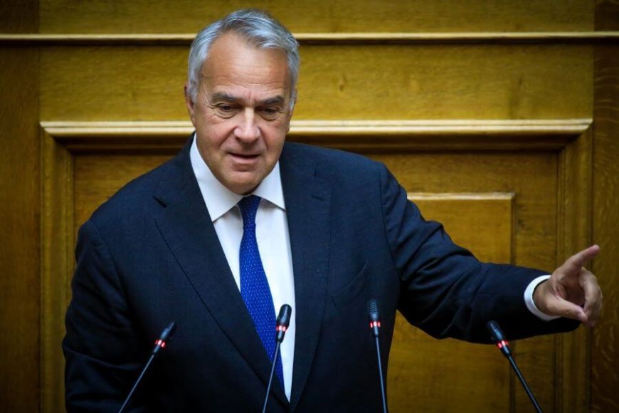 Βορίδης: “Ψαρεύει από τον αχταρμά” – Κριτική στην πολιτική συγκρότηση της Καρυστιανού