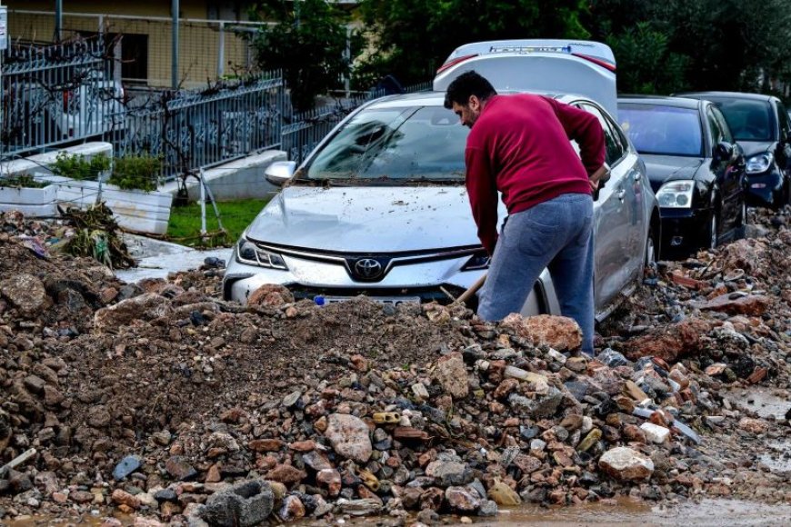 Άνω Γλυφάδα κακοκαιρία: Σε κατάσταση έκτακτης ανάγκης μετά τις καταστροφές από την κακοκαιρία