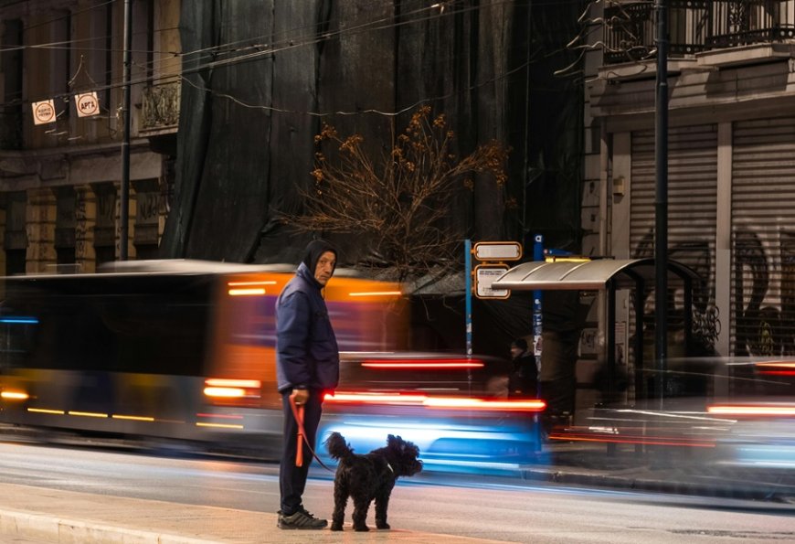 Η Ελλάδα δεν φωνάζει πια