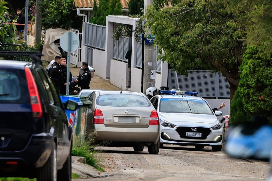 Γλυφάδα φονικό: «Θα σκοτώσω και τα αδέρφια μου» φώναζε στους αστυνομικούς