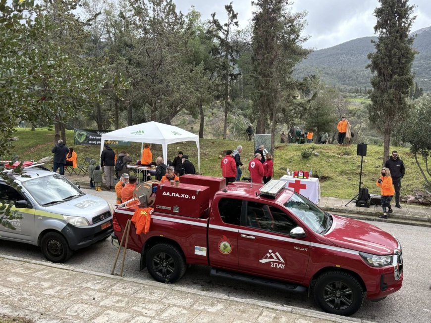 Δεντροφύτευση στου Παπάγου: Δήμος και εθελοντές φύτεψαν 700 δέντρα