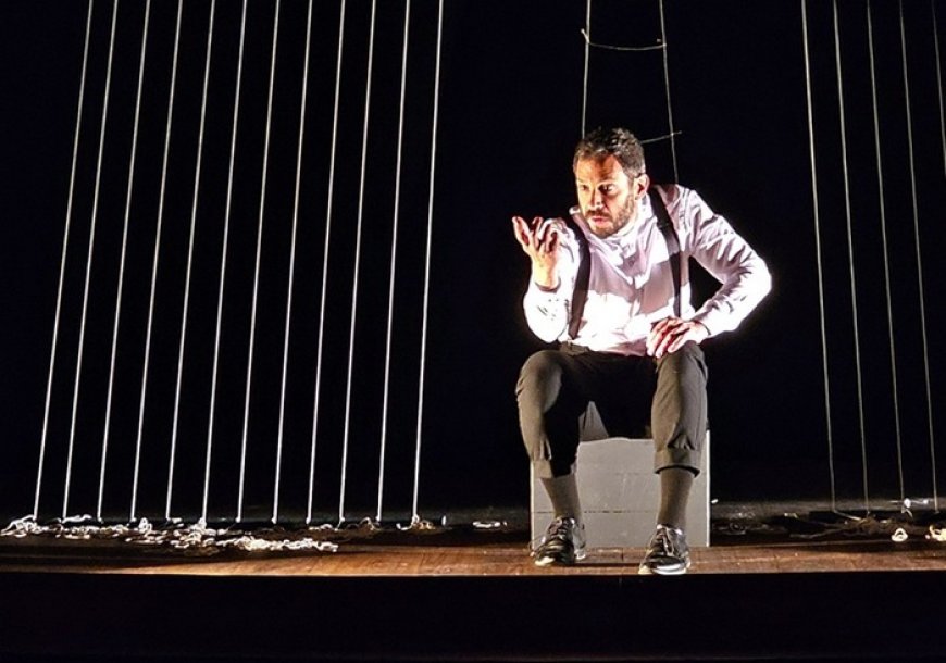 Η ιστορική παράσταση «Το μόνον της ζωής του ταξείδιον», στη σκηνή του Μεγάρου Μουσικής Κομοτηνής