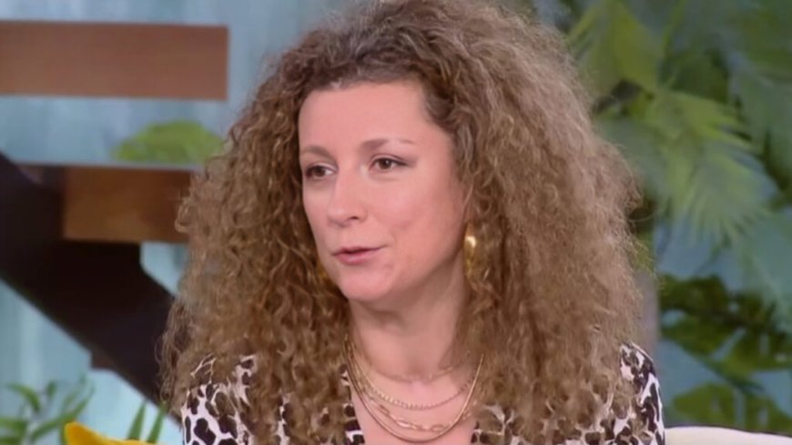 Κατερίνα Βρανά: «Δεν ξέρω αν κάποιος θέλει να είναι μαζί μου γιατί του αρέσω ή γιατί έχει κάποιο φετίχ να πάει με μία ανάπηρη»